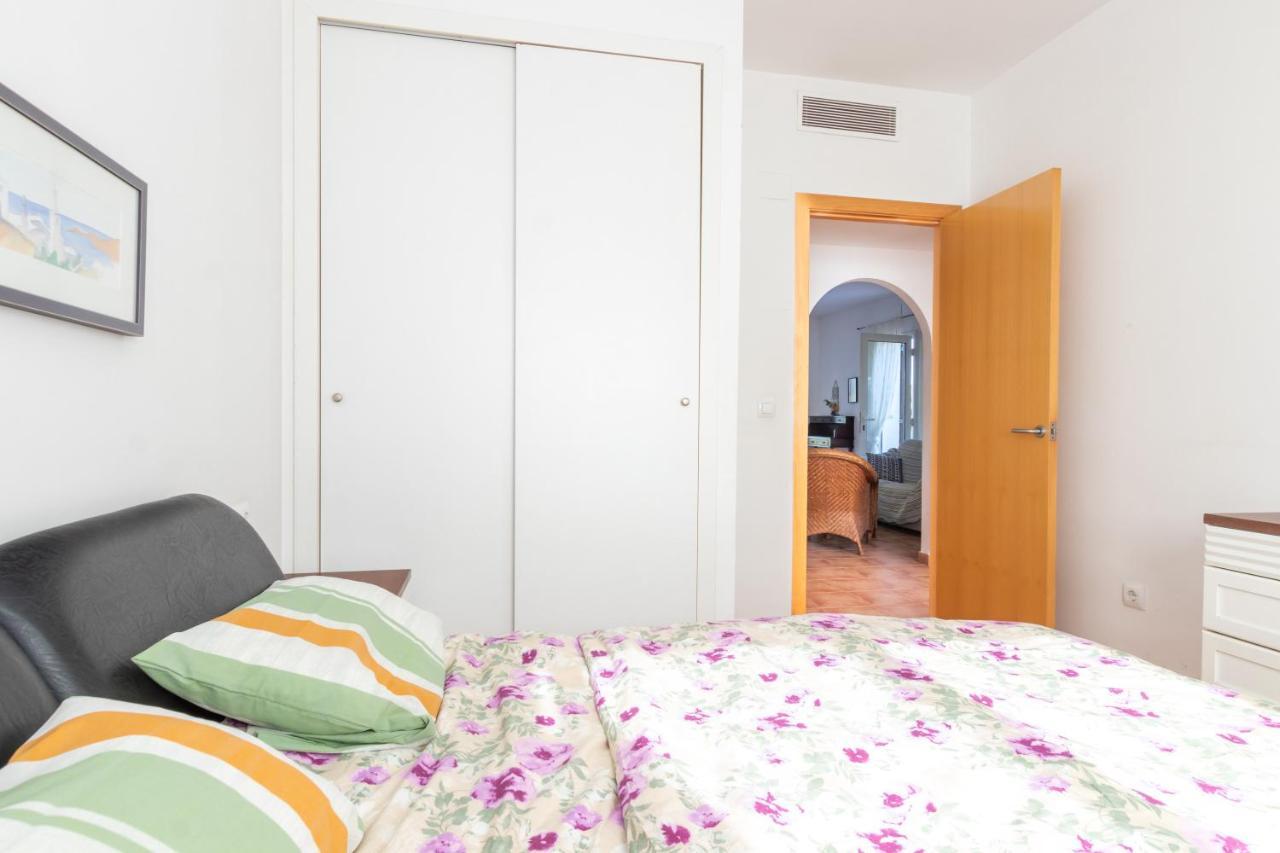 Villa Verde Piscina Pirvada Y Wifi L' Escala Luaran gambar