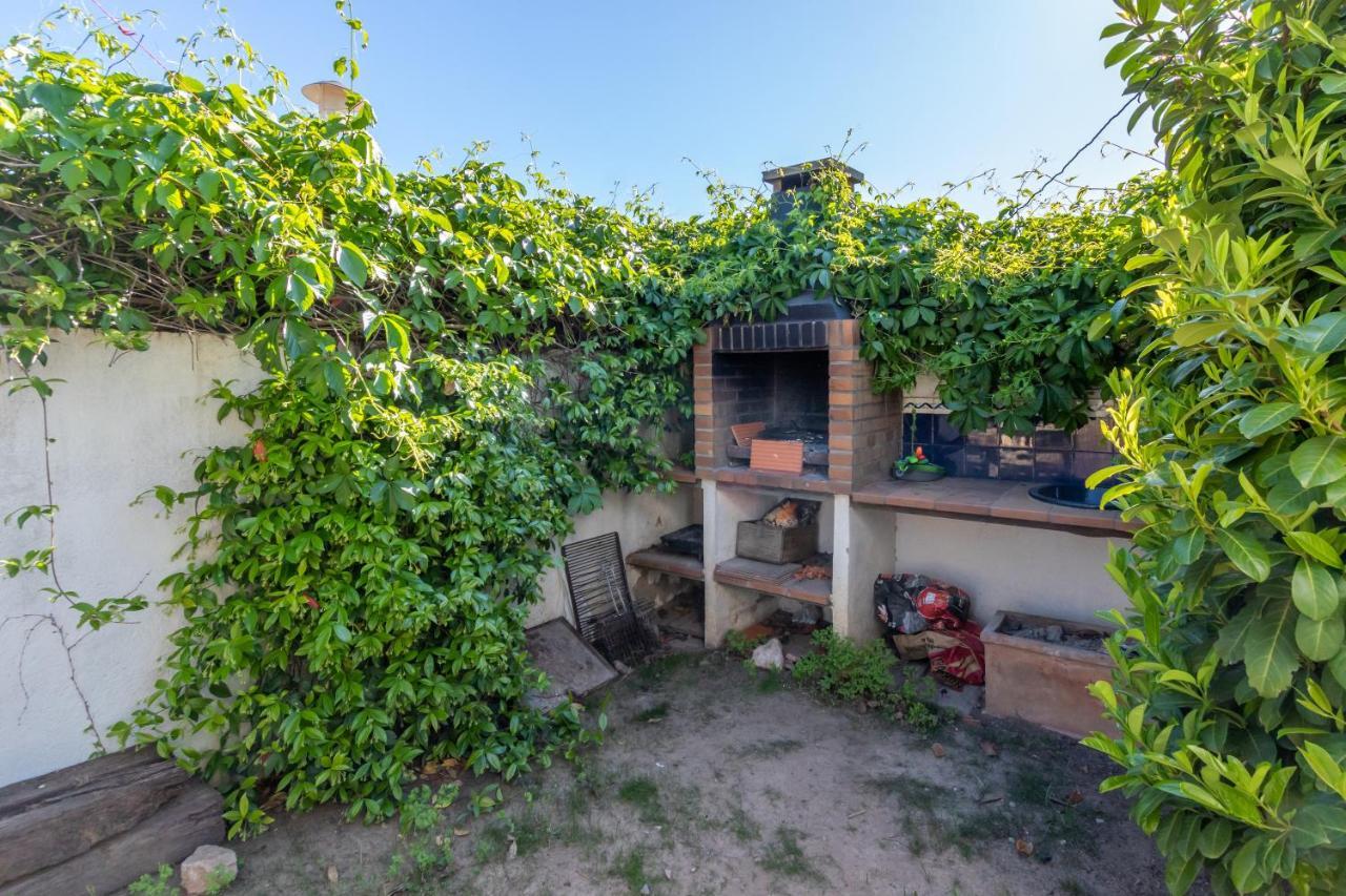 Villa Verde Piscina Pirvada Y Wifi L' Escala Luaran gambar
